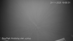 Vrchol Bouřňák, pohled na jih