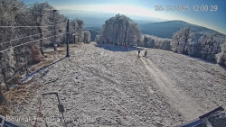 Vrchol Bouřňák, pohled na jih