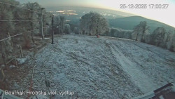 Vrchol Bouřňák, pohled na jih