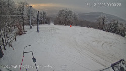 Vrchol Bouřňák, pohled na jih