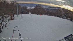 Vrchol Bouřňák, pohled na jih