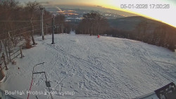 Vrchol Bouřňák, pohled na jih