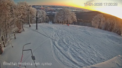 Vrchol Bouřňák, pohled na jih