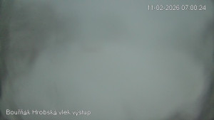 Sport Centrum Bouřňák - Vrchol Bouřňák, pohled na jih - 11.2.2026 v 07:00 Sport Centrum Bouřňák - Vrchol Bouřňák, pohled na jih - 11.2.2026 v 07:00