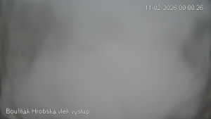 Sport Centrum Bouřňák - Vrchol Bouřňák, pohled na jih - 11.2.2026 v 09:00 Sport Centrum Bouřňák - Vrchol Bouřňák, pohled na jih - 11.2.2026 v 09:00