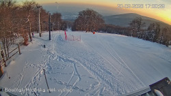 Vrchol Bouřňák, pohled na jih