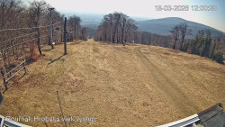 Vrchol Bouřňák, pohled na jih