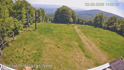 Vrchol Bouřňák, pohled na jih
