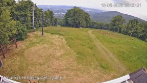 Sportzentrum Bouřňák - Bouřňák-Gipfel, Blick nach Süden - 16.6.2026 v 20:00 Sportzentrum Bouřňák - Bouřňák-Gipfel, Blick nach Süden - 16.6.2026 v 20:00