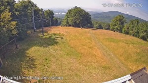 Sportzentrum Bouřňák - Bouřňák-Gipfel, Blick nach Süden - 16.7.2026 v 10:00 Sportzentrum Bouřňák - Bouřňák-Gipfel, Blick nach Süden - 16.7.2026 v 10:00