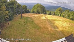Bouřňák Sports Center - Bouřňák Peak, view to the south - 21.7.2026 v 08:00 Bouřňák Sports Center - Bouřňák Peak, view to the south - 21.7.2026 v 08:00