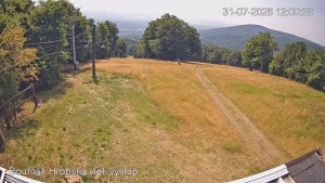 Sportzentrum Bouřňák - Bouřňák-Gipfel, Blick nach Süden - 31.7.2026 v 12:00 Sportzentrum Bouřňák - Bouřňák-Gipfel, Blick nach Süden - 31.7.2026 v 12:00