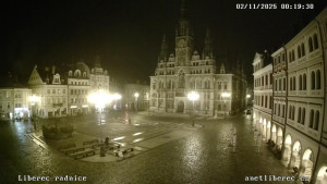Město Liberec - Náměstí Dr. Edvarda Beneše - 2.11.2025 v 00:15 Město Liberec - Náměstí Dr. Edvarda Beneše - 2.11.2025 v 00:15