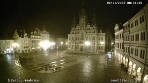 Město Liberec - Náměstí Dr. Edvarda Beneše - 2.11.2025 v 00:30 Město Liberec - Náměstí Dr. Edvarda Beneše - 2.11.2025 v 00:30