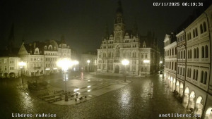 Město Liberec - Náměstí Dr. Edvarda Beneše - 2.11.2025 v 06:15 Město Liberec - Náměstí Dr. Edvarda Beneše - 2.11.2025 v 06:15