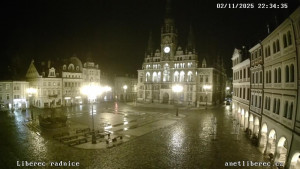 Město Liberec - Náměstí Dr. Edvarda Beneše - 2.11.2025 v 22:30 Město Liberec - Náměstí Dr. Edvarda Beneše - 2.11.2025 v 22:30