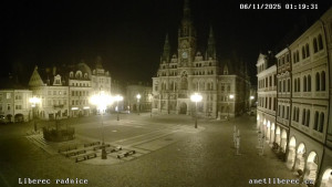 Město Liberec - Náměstí Dr. Edvarda Beneše - 6.11.2025 v 01:15 Město Liberec - Náměstí Dr. Edvarda Beneše - 6.11.2025 v 01:15