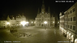 Město Liberec - Náměstí Dr. Edvarda Beneše - 6.11.2025 v 02:45 Město Liberec - Náměstí Dr. Edvarda Beneše - 6.11.2025 v 02:45