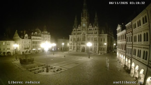 Město Liberec - Náměstí Dr. Edvarda Beneše - 6.11.2025 v 03:15 Město Liberec - Náměstí Dr. Edvarda Beneše - 6.11.2025 v 03:15
