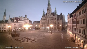 Město Liberec - Náměstí Dr. Edvarda Beneše - 6.11.2025 v 06:30 Město Liberec - Náměstí Dr. Edvarda Beneše - 6.11.2025 v 06:30