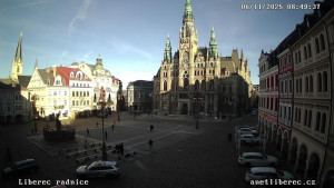 Město Liberec - Náměstí Dr. Edvarda Beneše - 6.11.2025 v 08:45 Město Liberec - Náměstí Dr. Edvarda Beneše - 6.11.2025 v 08:45