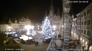 Město Liberec - Náměstí Dr. Edvarda Beneše - 13.12.2025 v 02:45 Město Liberec - Náměstí Dr. Edvarda Beneše - 13.12.2025 v 02:45