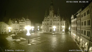 Město Liberec - Náměstí Dr. Edvarda Beneše - 7.1.2026 v 05:45 Město Liberec - Náměstí Dr. Edvarda Beneše - 7.1.2026 v 05:45
