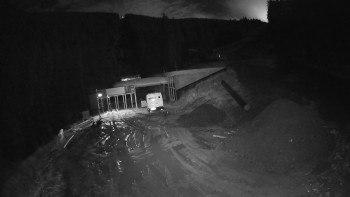 Snímek    4.11.2025 v 00:30