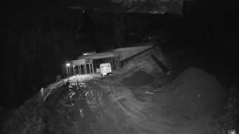 Snímek    4.11.2025 v 01:00