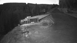 Modrá sjezdovka - dojezd k lanové dráze