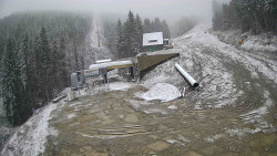 Modrá sjezdovka - dojezd k lanové dráze