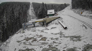 Červenohorské sedlo - Modrá sjezdovka - dojezd k lanové dráze - 19.11.2025 v 09:01 Červenohorské sedlo - Modrá sjezdovka - dojezd k lanové dráze - 19.11.2025 v 09:01