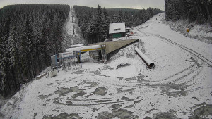 Červenohorské sedlo - Modrá sjezdovka - dojezd k lanové dráze - 19.11.2025 v 12:31 Červenohorské sedlo - Modrá sjezdovka - dojezd k lanové dráze - 19.11.2025 v 12:31