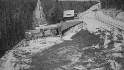 Modrá sjezdovka - dojezd k lanové dráze