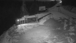 Modrá sjezdovka - dojezd k lanové dráze