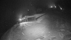 Modrá sjezdovka - dojezd k lanové dráze