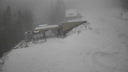 Modrá sjezdovka - dojezd k lanové dráze