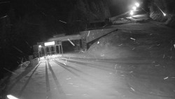 Modrá sjezdovka - dojezd k lanové dráze