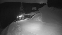 Modrá sjezdovka - dojezd k lanové dráze