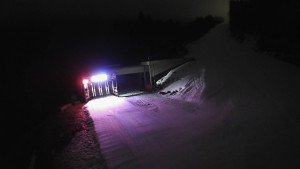 Červenohorské sedlo - Modrá sjezdovka - dojezd k lanové dráze - 7.12.2025 v 22:00 Červenohorské sedlo - Modrá sjezdovka - dojezd k lanové dráze - 7.12.2025 v 22:00