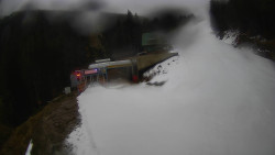 Modrá sjezdovka - dojezd k lanové dráze