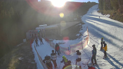 Modrá sjezdovka - dojezd k lanové dráze