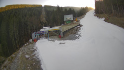 Modrá sjezdovka - dojezd k lanové dráze