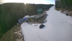 Modrá sjezdovka - dojezd k lanové dráze