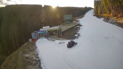 Modrá sjezdovka - dojezd k lanové dráze