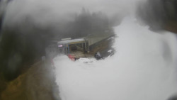 Modrá sjezdovka - dojezd k lanové dráze