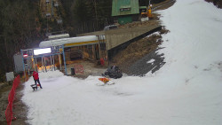 Modrá sjezdovka - dojezd k lanové dráze