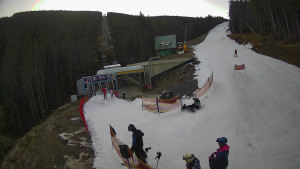 Červenohorské sedlo - Modrá sjezdovka - dojezd k lanové dráze - 22.12.2025 v 10:01 Červenohorské sedlo - Modrá sjezdovka - dojezd k lanové dráze - 22.12.2025 v 10:01