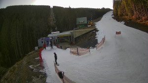 Červenohorské sedlo - Modrá sjezdovka - dojezd k lanové dráze - 22.12.2025 v 11:31 Červenohorské sedlo - Modrá sjezdovka - dojezd k lanové dráze - 22.12.2025 v 11:31