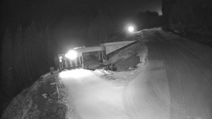 Červenohorské sedlo - Modrá sjezdovka - dojezd k lanové dráze - 22.12.2025 v 19:40 Červenohorské sedlo - Modrá sjezdovka - dojezd k lanové dráze - 22.12.2025 v 19:40